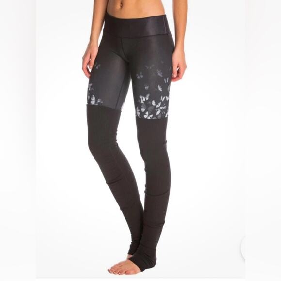 Alo Pants - ALO Yoga Gypset Goddess Ruched Ribbed Butterflies Glossy Black Leggings W Sz L